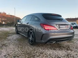 Gris / plata Usado 2020 Mercedes CLA200 Shooting Brake Familiar | 26.900 € (Buen precio)