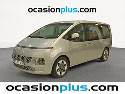 Gris plata Usado 2022 Hyundai Staria Van | 32.264 € (Buen precio)