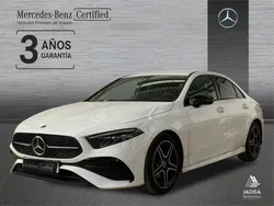 Blanco Usado 2024 Mercedes A180 Berlina | 31.990 € (Precio justo)