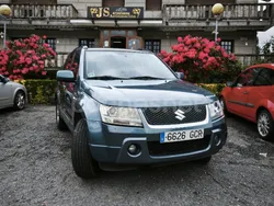 Gris / plata Usado 2008 Suzuki Grand Vitara SUV | 7100 € (Precio justo)