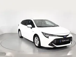 Blanco Usado 2021 Toyota Corolla Active Berlina | 20.500 € (Precio justo)