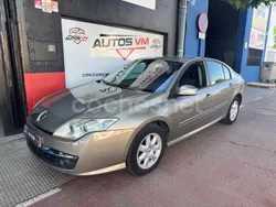Beige Usado 2010 Renault Laguna III Berlina | 4500 € (Precio justo)