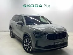Gris Usado 2024 Skoda Kodiaq Selection SUV | 45.900 €