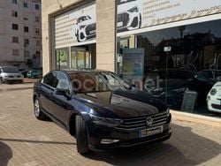 Azul Usado 2017 VW Passat Advance Berlina | 16.000 € (Buen precio)