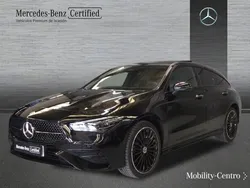 Negro cosmos Usado 2024 Mercedes CLA250 Berlina | 46.500 €