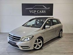 Plateado Usado 2012 Mercedes B180 Monovolumen | 12.990 € (Buen precio)