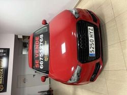 Rojo Usado 2014 Audi A1 Attraction Utilitario | 8700 € (Precio justo)