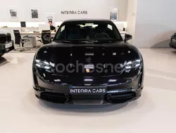 Eléctrico Usado 2023 Porsche Taycan Turbo Sport Turismo Berlina | 89.900 €