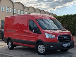 Rojo Usado 2021 Ford Transit Ambiente Van | 24.950 € (Un poco caro)