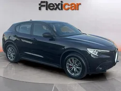 Negro Usado 2022 Alfa Romeo Stelvio Sprint SUV | 25.890 € (Buen precio)