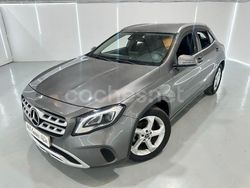 Gris / plata Usado 2019 Mercedes GLA200 SUV | 25.490 € (Precio justo)