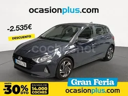 Gris / plata Usado 2021 Hyundai i20 Berlina | 13.450 € (Precio justo)