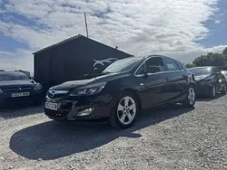 Negro Usado 2010 Opel Astra Sport Utilitario | 6900 € (Caro)
