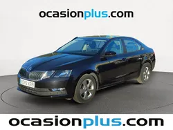 Negro Usado 2018 Skoda Octavia Ambition Berlina | 14.364 € (Buen precio)