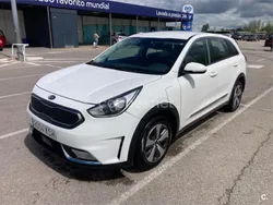 Blanco Usado 2018 Kia Niro SUV | 9300 € (Caro)