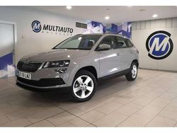 Gris Usado 2021 Skoda Karoq Ambition SUV | 24.900 € (Caro)