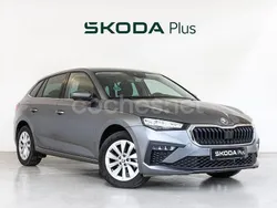 Gris Usado 2024 Skoda Scala Selection Utilitario | 20.900 € (Un poco caro)