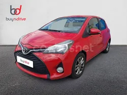 Rojo Usado 2015 Toyota Yaris City Berlina | 8900 € (Precio justo)