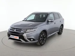 Gris Usado 2016 Mitsubishi Outlander P-HEV SUV | 15.299 € (Precio justo)