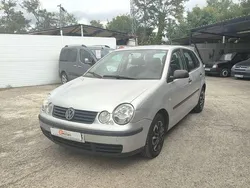 Plateado Usado 2003 VW Polo Match Utilitario | 2300 €