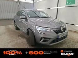 Gris / plata Usado 2023 Renault Arkana Equilibre SUV | 18.850 € (Super precio)