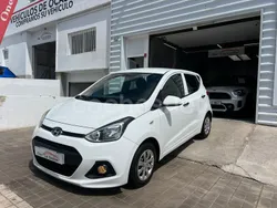Blanco Usado 2015 Hyundai i10 Utilitario | 6995 € (Precio justo)