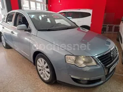 VW Passat