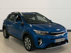 Azul Usado 2023 Kia Stonic SUV | 18.200 € (Un poco caro)