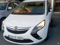 Blanco Usado 2014 Opel Zafira Tourer Selective Monovolumen | 9500 € (Buen precio)