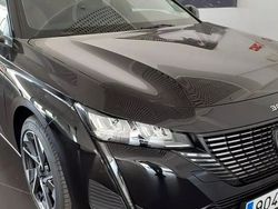 Negro perla nera Usado 2023 Peugeot 308 Allure Familiar | 24.580 €