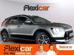 Gris Usado 2024 Kia Niro 2 SUV | 24.790 € (Un poco caro)