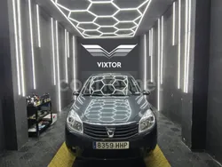 Gris / plata Usado 2012 Dacia Sandero Lauréate Utilitario | 4950 € (Precio justo)