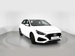 Blanco Usado 2024 Hyundai i30 Berlina | 19.600 € (Precio justo)