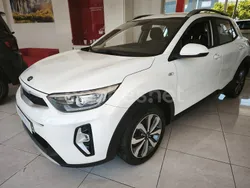Blanco Usado 2021 Kia Stonic SUV | 14.950 € (Precio justo)