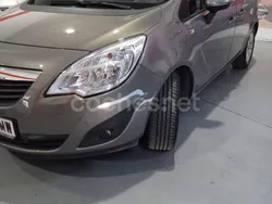 Gris / plata Usado 2012 Opel Meriva Selective Monovolumen | 7850 € (Precio justo)