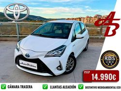 Blanco Usado 2019 Toyota Yaris Hybrid Advance Utilitario | 14.990 € (Precio justo)