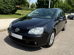 Negro Usado 2006 VW Golf V Trendline Berlina | 4990 € (Precio justo)