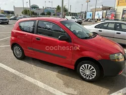 Rojo Usado 2005 Chevrolet Kalos SE Berlina | 2500 € (Precio justo)