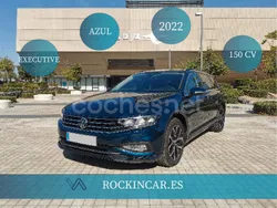 Gris / plata Usado 2022 VW Passat Executive Familiar | 18.990 € (Precio justo)