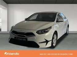 Blanco Usado 2023 Kia Ceed Utilitario | 18.970 € (Caro)