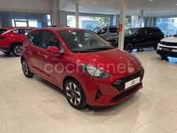 Rojo Nuevo 2025 Hyundai i10 Utilitario | 17.900 € (Un poco caro)