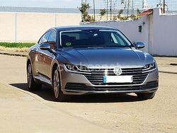 Gris / plata Usado 2018 VW Arteon Elegance Berlina | 27.000 € (Precio justo)