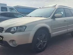Beige Usado 2004 Subaru Outback SUV | 3300 €
