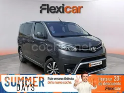 Gris / plata Usado 2017 Toyota Proace Verso Familiar | 22.990 € (Un poco caro)