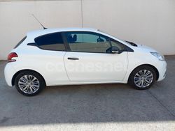 Blanco Usado 2016 Peugeot 208 Access Utilitario | 6500 € (Buen precio)