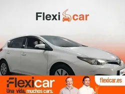 Blanco Usado 2017 Toyota Auris Active Berlina | 11.490 € (Precio justo)