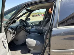 Azul Usado 2005 Citroën Xsara Picasso Exclusive Monovolumen | 1790 €