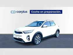 Blanco Usado 2022 Kia Stonic SUV | 15.890 € (Precio justo)