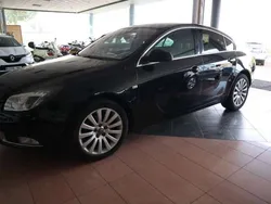 Negro Usado 2010 Opel Insignia Cosmo Berlina | 4995 € (Precio justo)