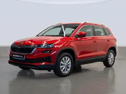 Rojo Usado 2024 Skoda Karoq Selection SUV | 27.900 € (Caro)